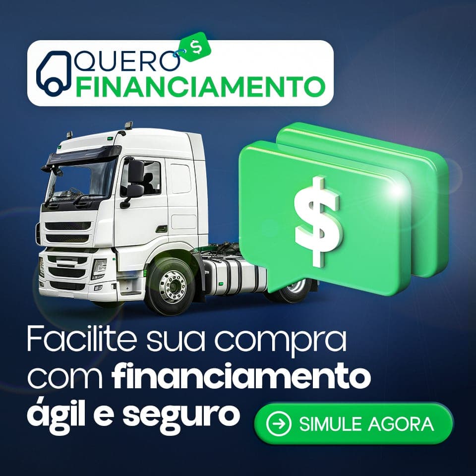 Caminhoneiro analisando opções de financiamento com suporte da QueroTruck